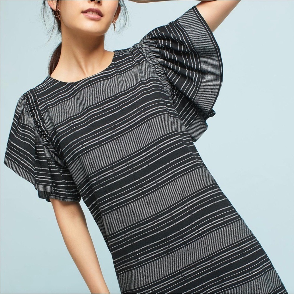 Moon River‎ Mini Dress Sz M Flutter Sleeves Black/Gray Stripes Summer TC0072